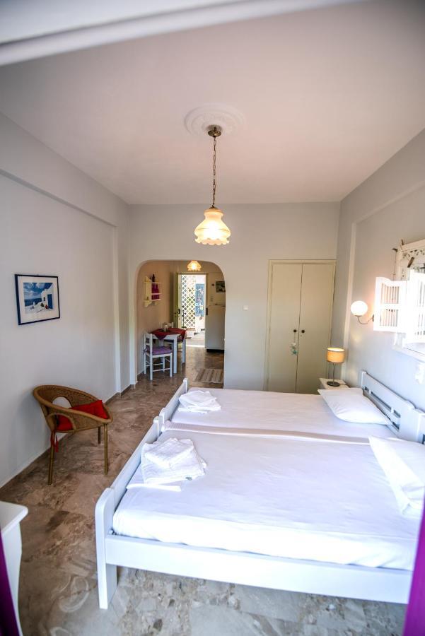 Stella Studios Poros Town Luaran gambar