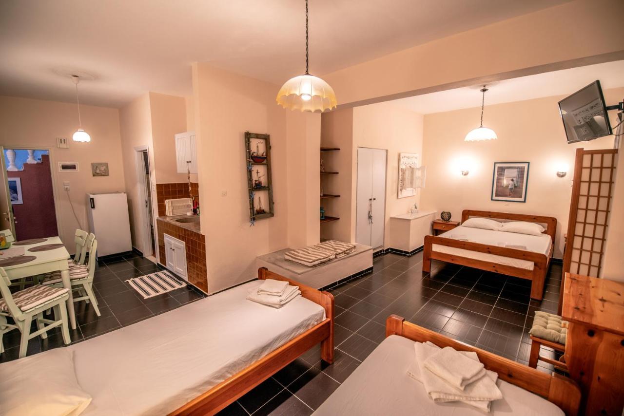 Stella Studios Poros Town Luaran gambar