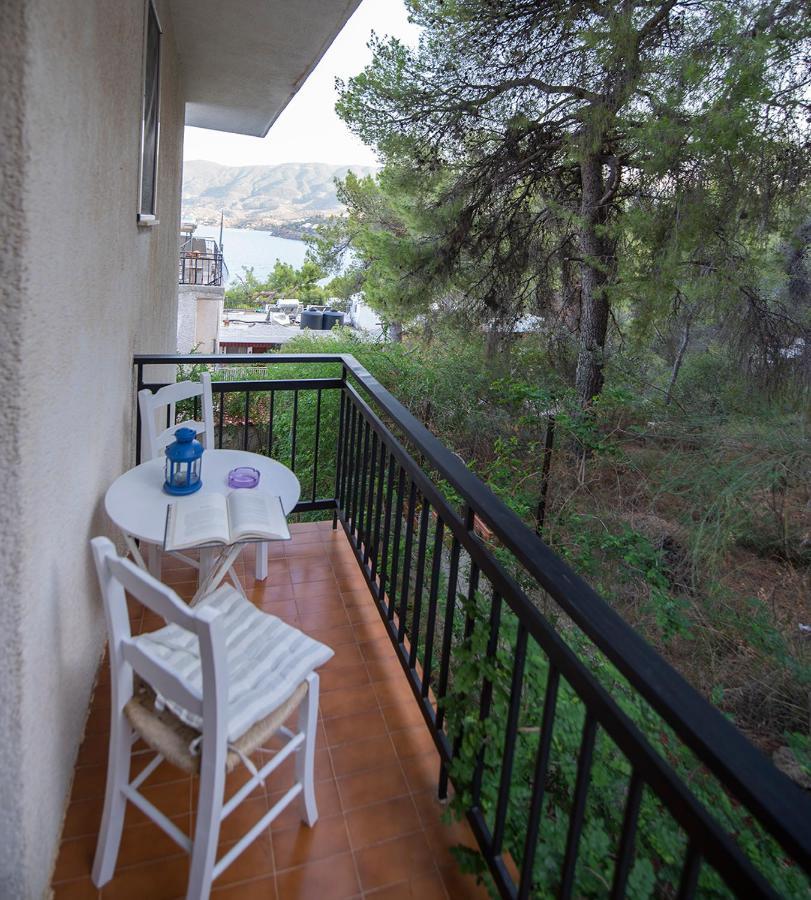 Stella Studios Poros Town Luaran gambar