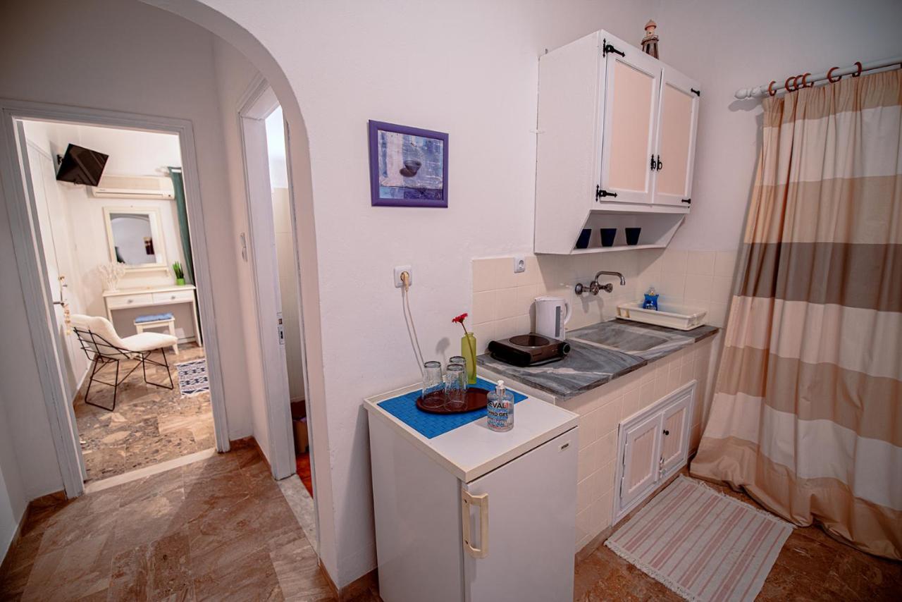 Stella Studios Poros Town Luaran gambar
