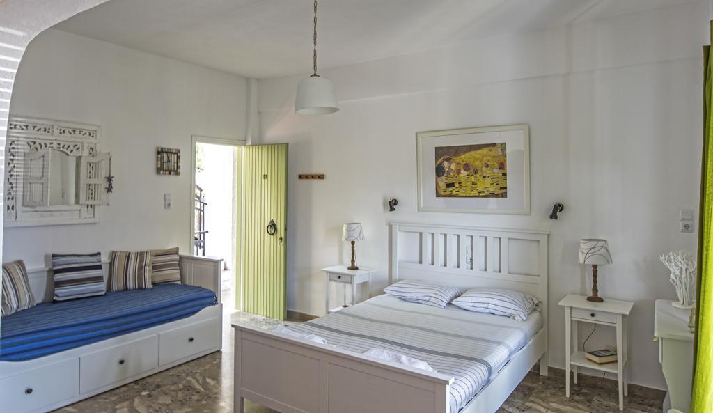 Stella Studios Poros Town Luaran gambar