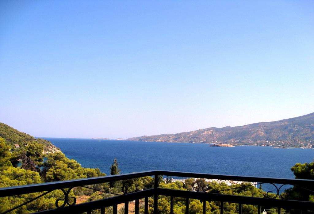 Stella Studios Poros Town Luaran gambar