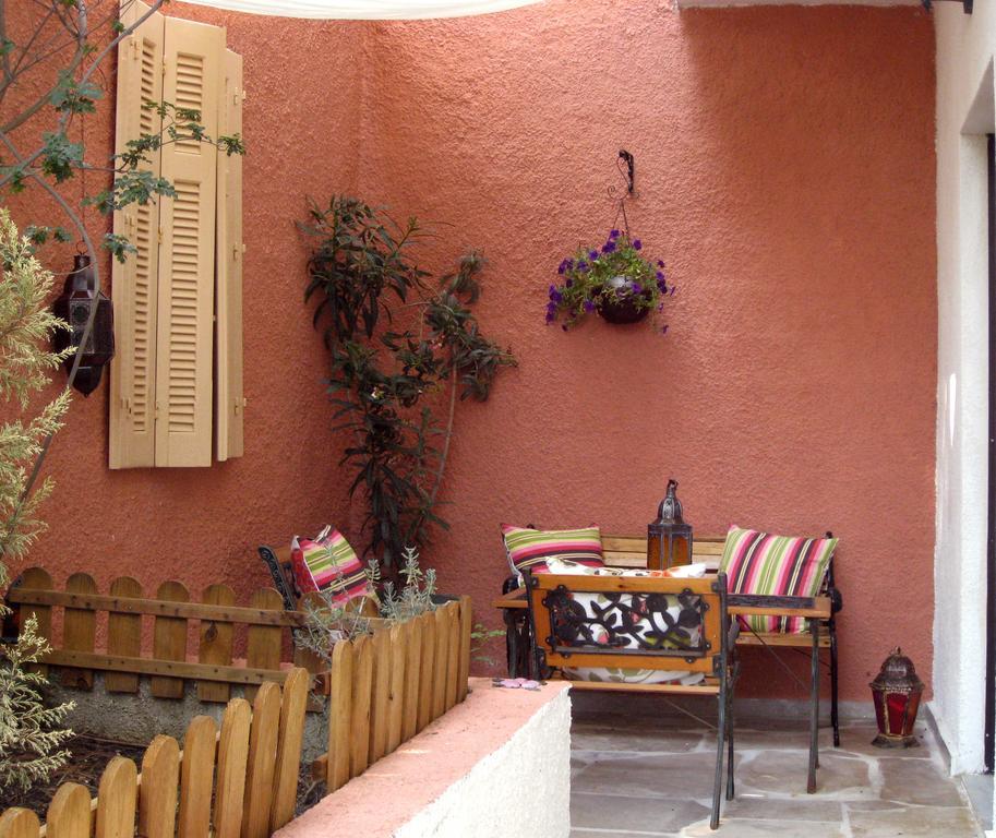 Stella Studios Poros Town Bilik gambar